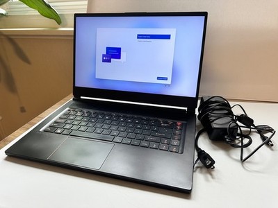 MSI GS65 Stealth Thin 8RE-060CA   i7-8750H   16GB   GTX 1060   256GB SSD 2.20GHz