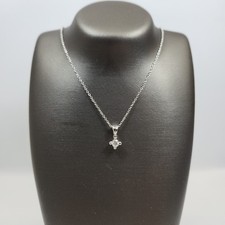18ct White Gold Round Brilliant Cut Diamond Solitiare Pendant with 18ct WG Chain