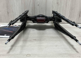 LEGO Star Wars: Kylo Ren's TIE Fighter (75179)