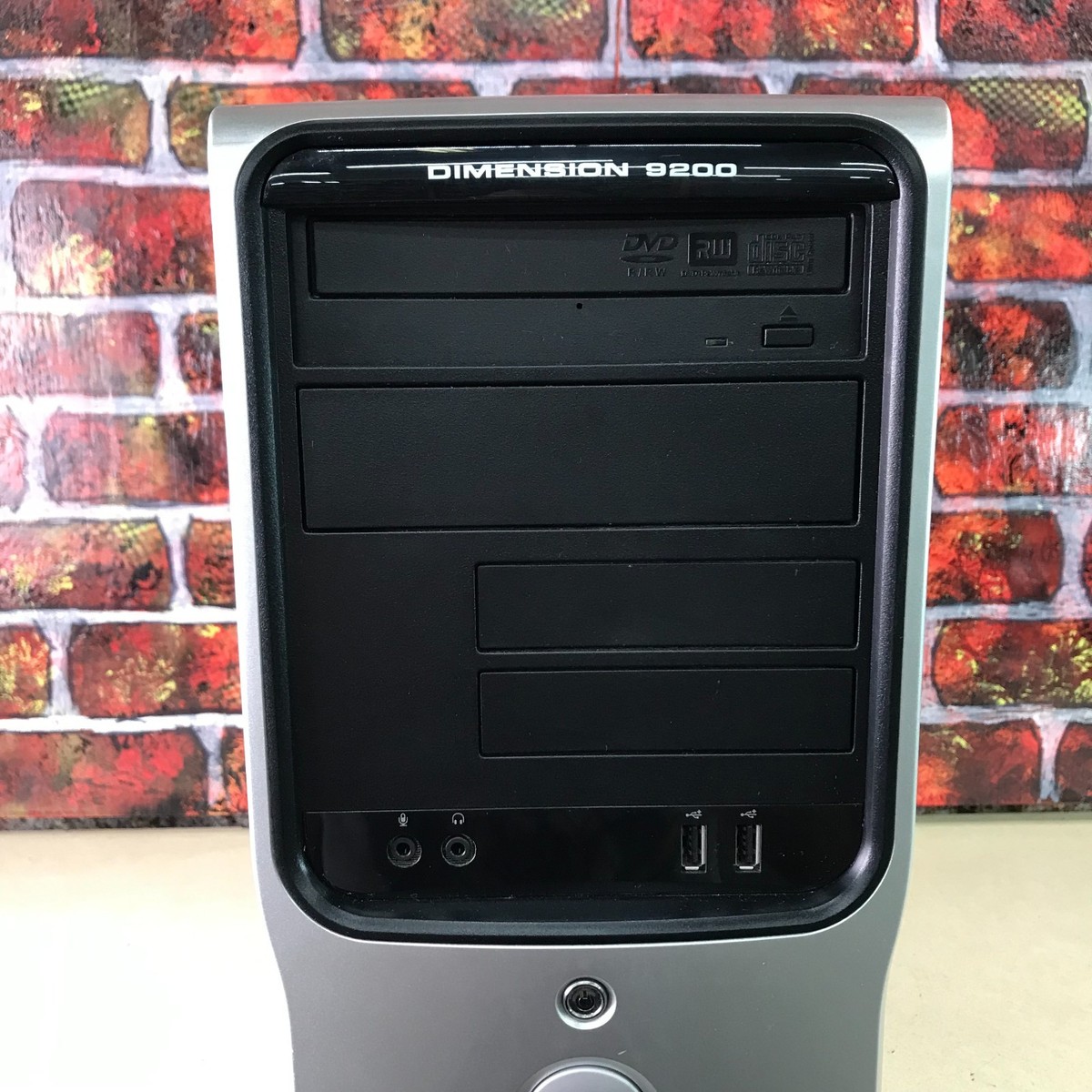 Dell Dimension 9200 PC - Core 2 2.40Hz 2GB RAM for Retro Gaming