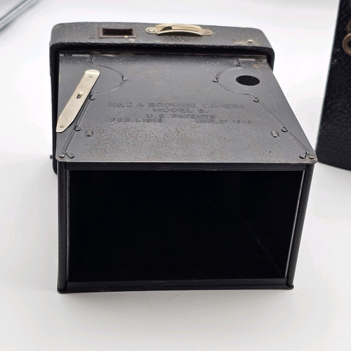 Antique Kodak No 2A Brownie Model B Box Camera- *untested* - Picture 7 of 11