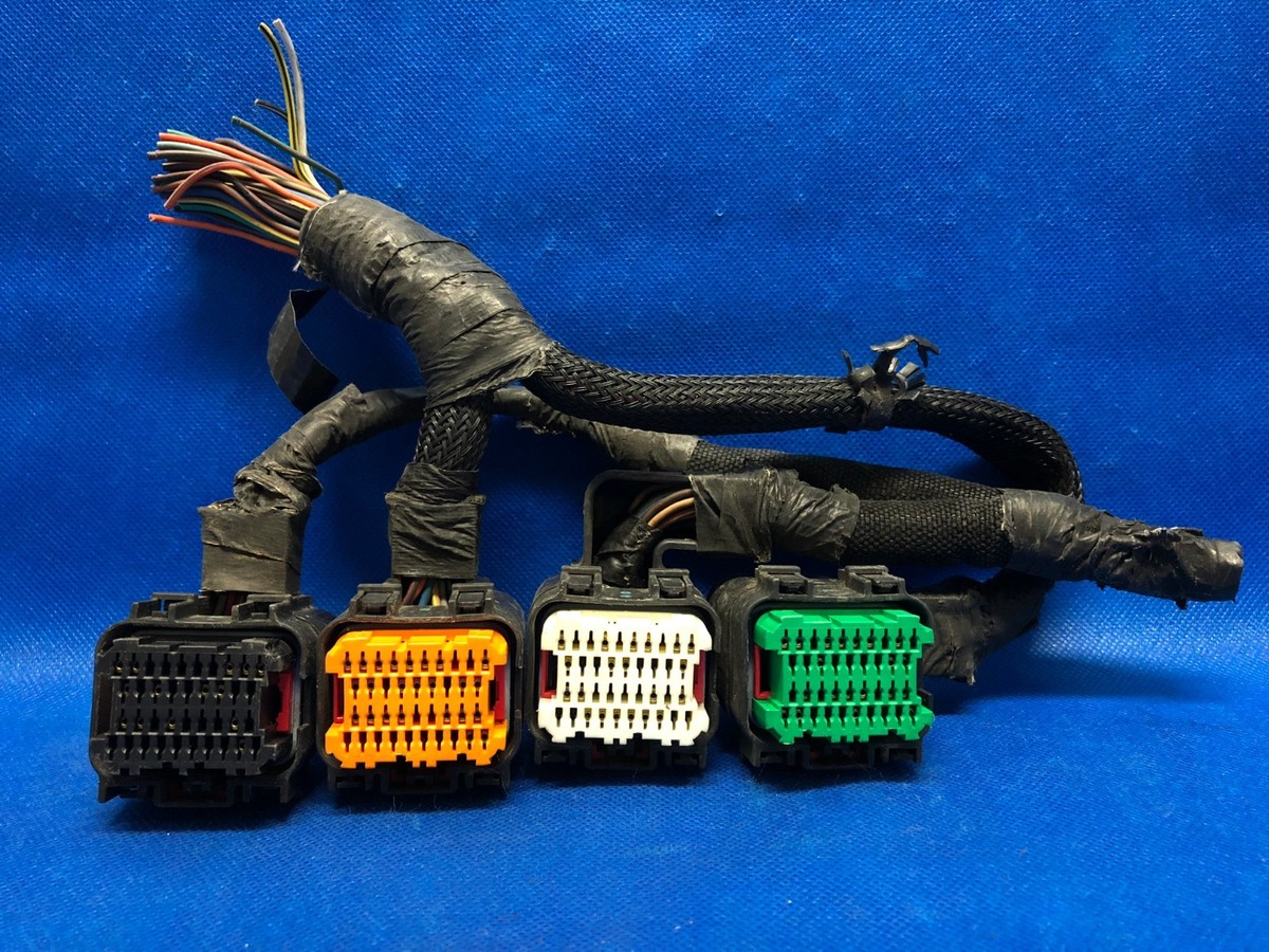 2004 PT CRUISER ATX ECM ECU PCM COMPUTER PLUGS CONNECTORS