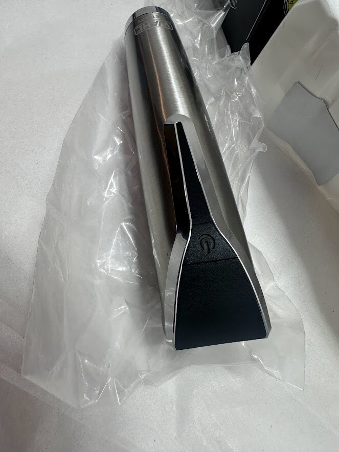 WAHL Lithium Ion & Stainless Steel Wet and Dry All-in-One Mens Trimmer 9898 READ
