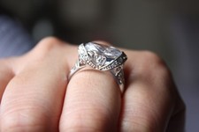 UNIQUE LARGE CUBIC ZIRCONIA set in .925 STERLING SILVER RING FAST SHIPPING 