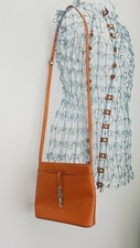 Borsa Made In Italy in Pelle Tracolla Tracolla Regolabile Cammello