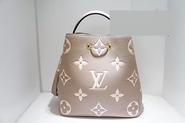 Louis Vuitton Bicolor Monogram Empreinte Leather Neonoe MM