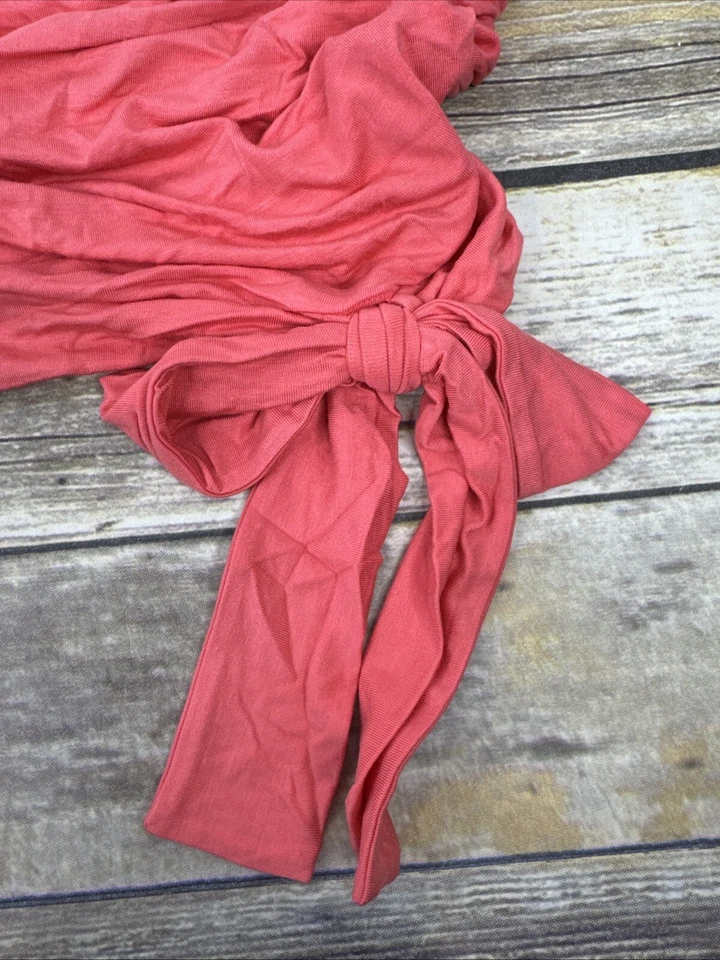 Blusa Colleen Lopez Ruched Um Ombro Feminina Plus Size 2X Manga Curta Coral NOVA - Imagem 4 de 4