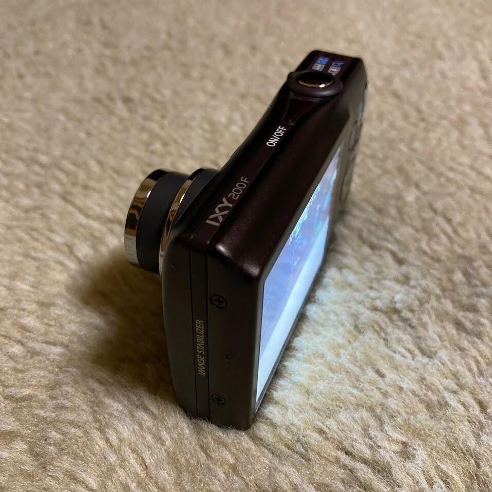 Near Mint )CANON IXY 200F Brown 12.1 MP 4x Optical Zoom Near Mint )CANON IXY 200F Brown 12.1 MP 4x Optical Zoom