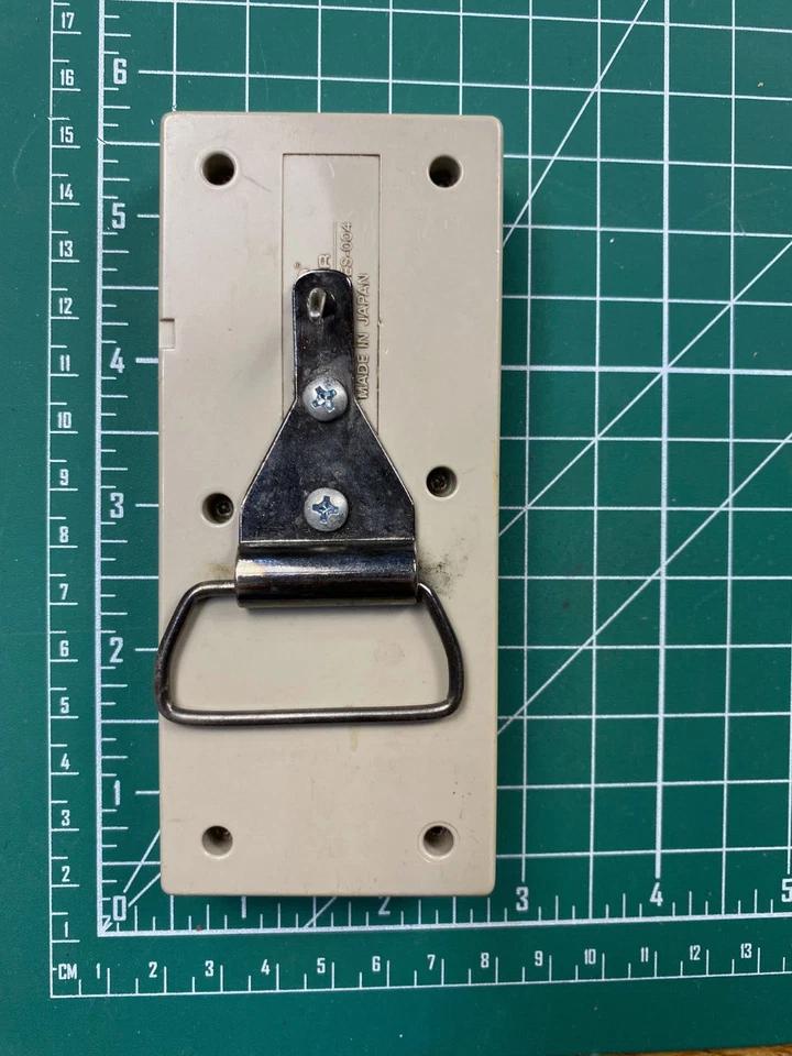 Hebilla de cinturón para mando Nintendo NES Foto 3 de 3