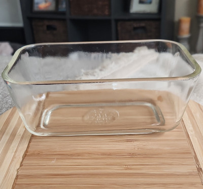 Pyrex 213 small Clear Glass Rectangle Loaf Pan  Oven Safe 500°F USA