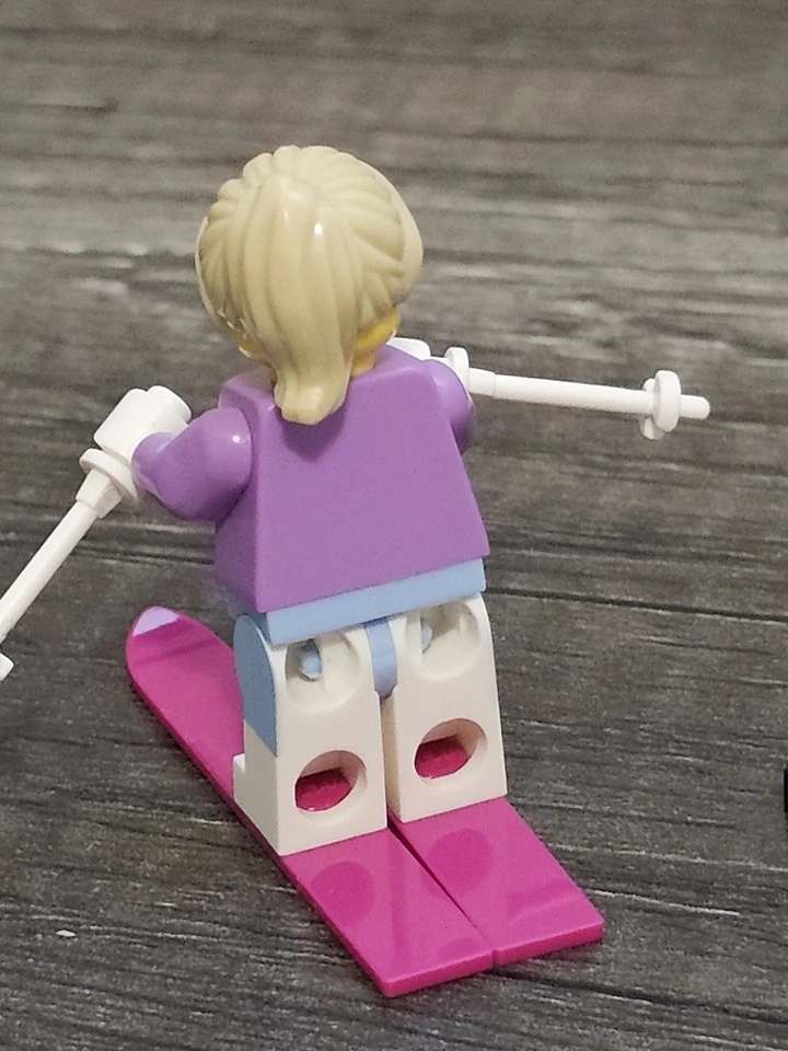 LEGO CMF Serie 8 Minifiguras Coleccionables 8833 - Esquiador de Descenso (RETIRADO) AY Foto 4 de 4