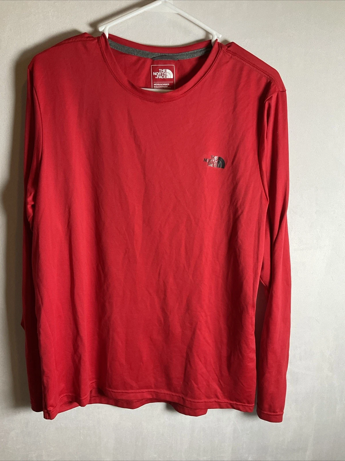 The North Face Mens Long sleeve Fast Dry Red Shirt Size Medium