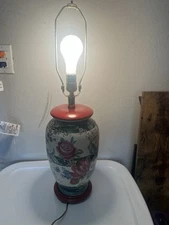 Vintage Floral Ceramic Table Lamp – Works Great