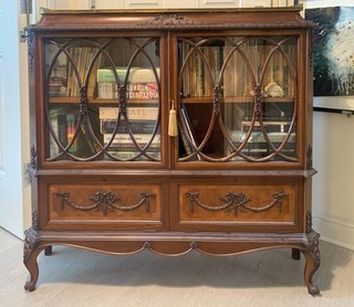Fin de Siècle Mahogany Display Cabinet Finest Craftsmanship with Glazed Doors a