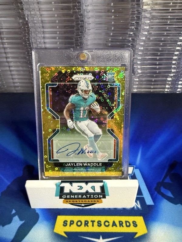 2021 Panini Prizm Jaylen Waddle Gold No Huddle Disco Auto /10