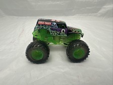 Monster Jam Grave Digger Monster Truck Series 4 2022