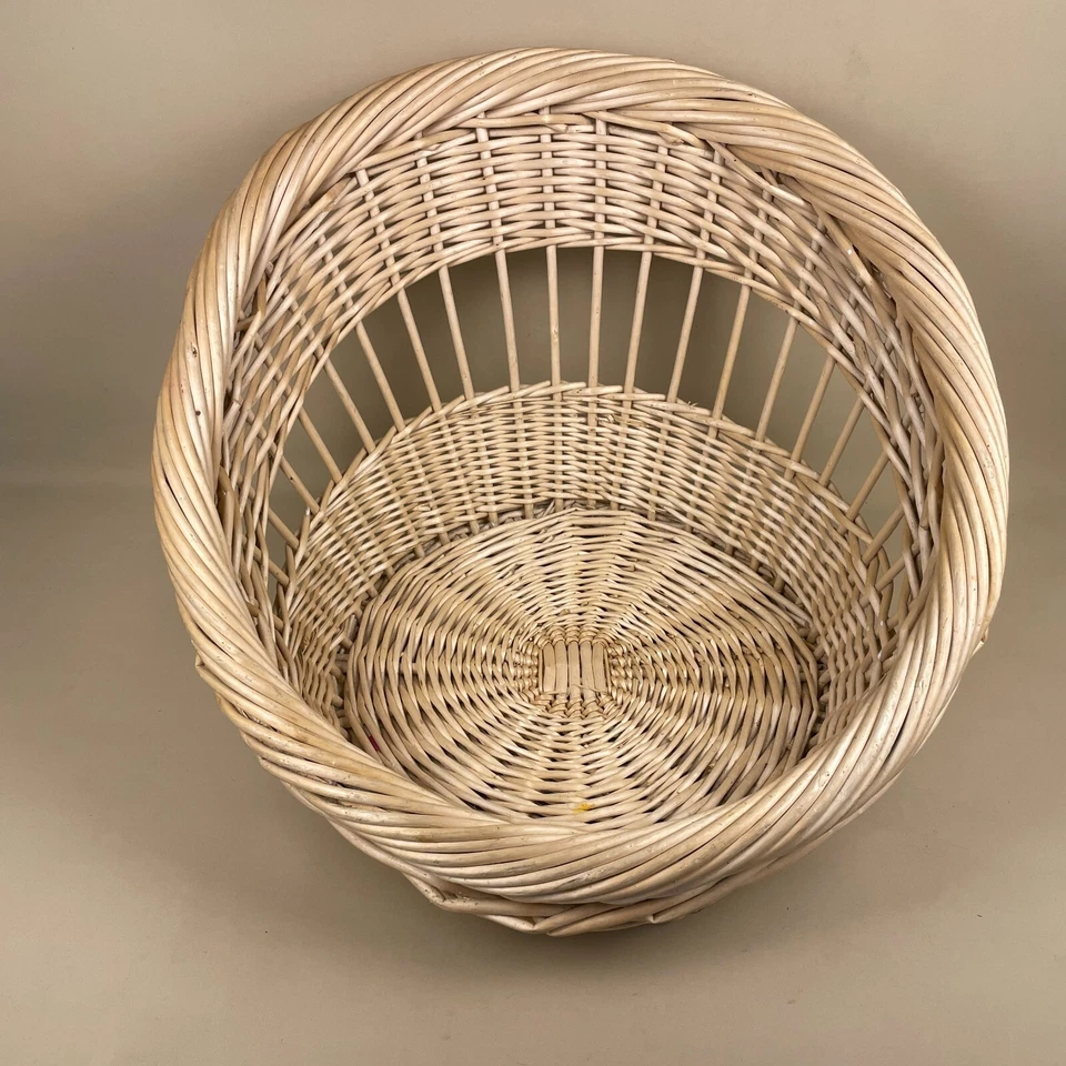 Винтажная плетеная корзина для маленькой собаки/кошки овальный питомец коттедж деревенский щенок - Изображение 4 из 4