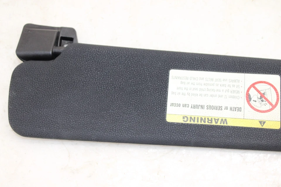 Parasol lado pasajero izquierdo BMW Z4 2003-2008 OEM IH91 Foto 3 de 4