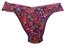 HANKY PANKY SIGNATURE LACE ORIGINAL RISE THONG PASHLEY MANOR SZ ONE SIZE NIP