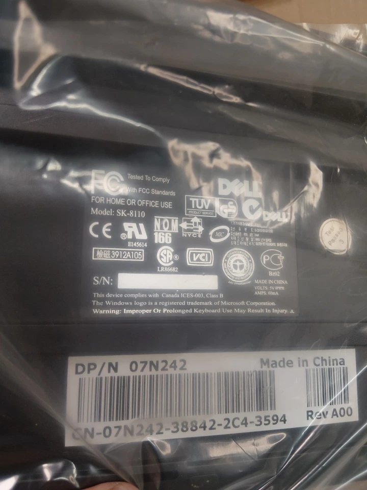 DELL PS/2 US 104-Key PC Windows Desktop Keyboard w/ 2 Button Ball Mouse Vintage - Image 3 of 4