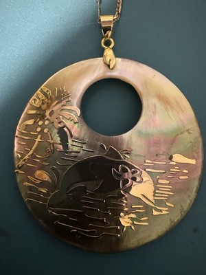 18K Gold Plated Abalone shell Round dolphin Pendant & GHR  Gold Filled Necklace 