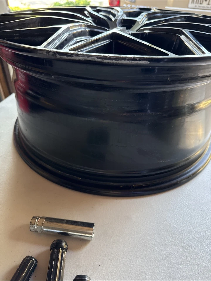 Ruedas de metal líquido rueda de llanta negra sombra 18 Tesla modelo 3 2024 Foto 3 de 4