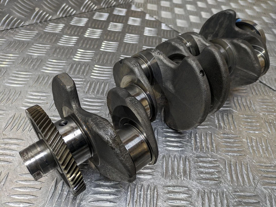 CIGÜEÑAL AUDI Q5 2.0 TDI CAHA-CAH DIÉSEL 03G105212C MK1 8R 2009 Foto 3 de 4