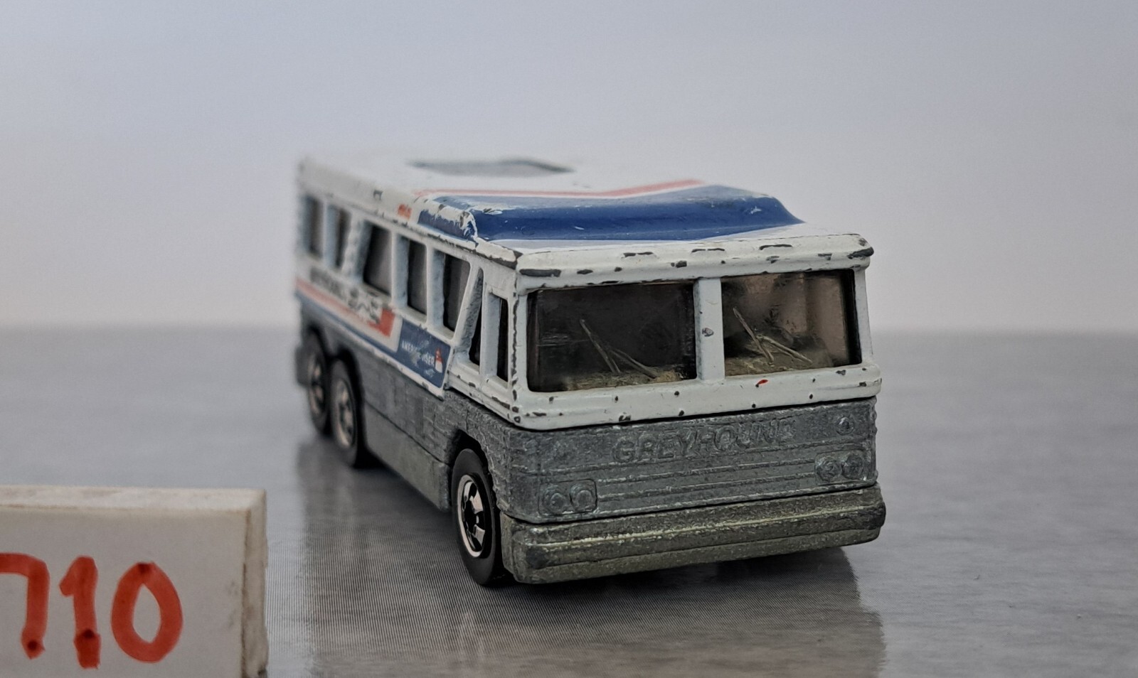 Picture 2 of 6
