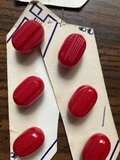 RARE Set of 9 Antique 1940's Art Deco Celluloid/Bakelite Buttons 3/4" & 1/2" NEW - Image 2 of 4