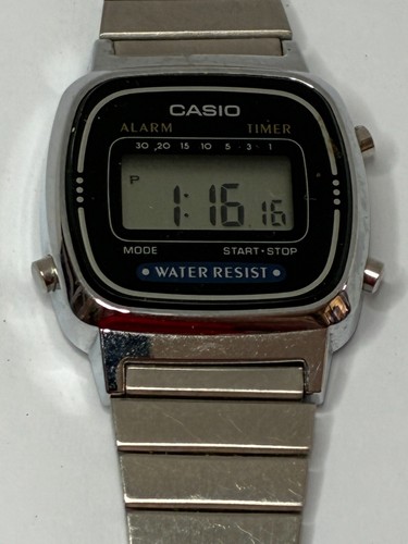Working Retro Ladies Silver Casio LA670W Quartz Watch GG