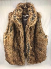 Fur Vest Mark & Grahm Collar & Trim Faux Stunning Medium M New Without Tags