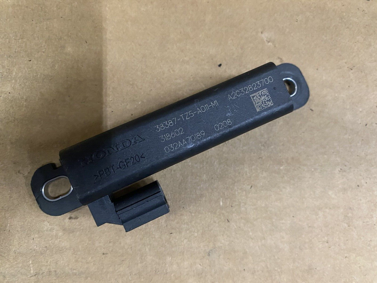 2016-23 HONDA CIVIC PASSIVE KEYLESS ENTRY ANTENNA RECEIVER