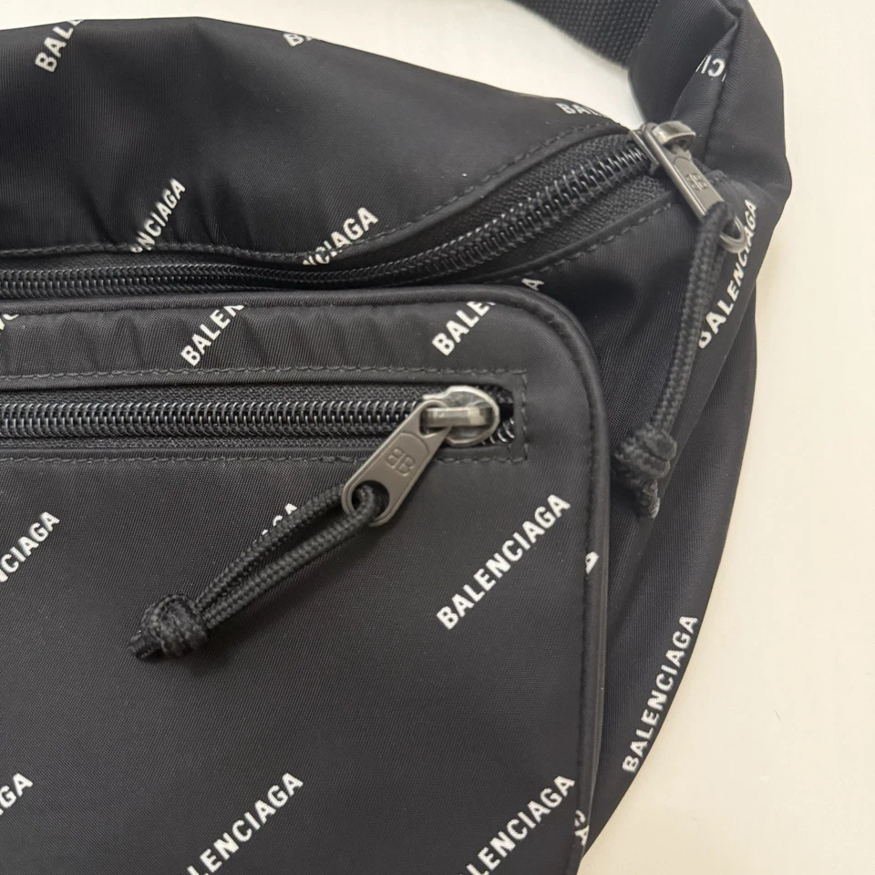 Balenciaga BeltBag Explorer Nylon Blanco y Negro Logo Body Bag Cintura Bolsa Logo Foto 3 de 4
