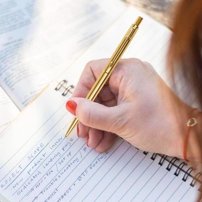 Parker Classic Gold Trim Ball Pen | Blue Ink | Ballpoint Pen for Smooth Writing 