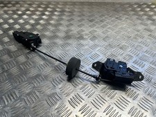 Mercedes-Benz GLE (W166 - C292) 2017 Zuziehhilfe Heckklappe Kofferraumdeckel Mercedes-Benz GLE (W166 - C292) 2017 Zuziehhilfe Heckklappe Kofferraumdeckel