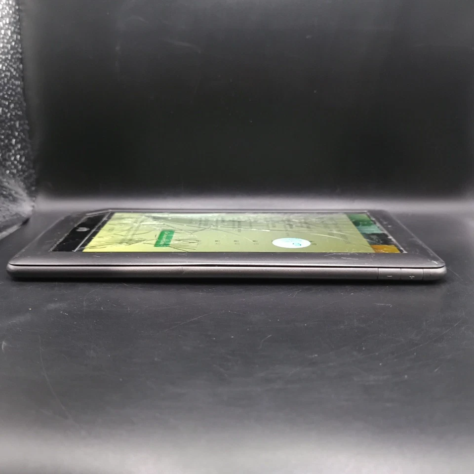 *Broken Screen* Barnes & Noble Nook Color Tablet 8GB Wi-Fi 7" BNRV200 - Image 4 of 4