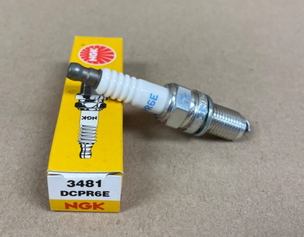 New NGK DCPR6E 3481 Spark Plug
