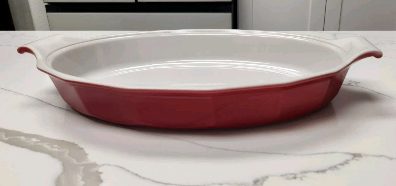 Emile Henry Williams Sonoma Red Ruffled Oval Stoneware Baking Pan 13” 1.76 L