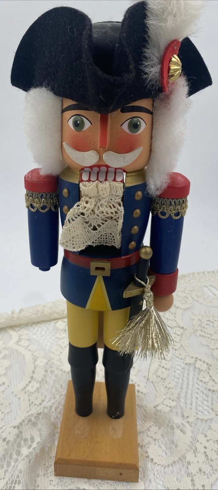 ORE MOUNTAIN COLLECTION Nutcracker Wooden Figurine Made in Germany H20