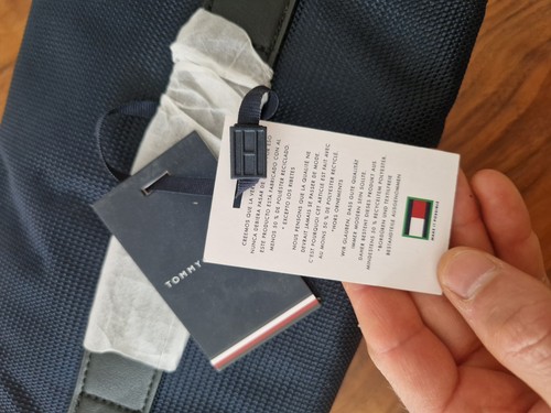 Tommy Hilfiger Folding And Hanging Wash Travel Bag *New* - Picture 8 of 9