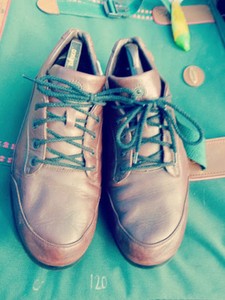 brooks linear platform shoes