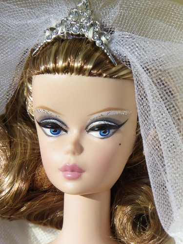 Barbie PRINCIPESSA Atelier Mariage SILKSTONE poupée porcelaine 2013 Mattel BCP83 - Photo 2/6