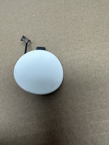 OEM 2015-2017 VOLKSWAGEN GOLF GTI REAR BUMPER TOW HOOK COVER CAP 5GM807441 - Picture 3 of 5