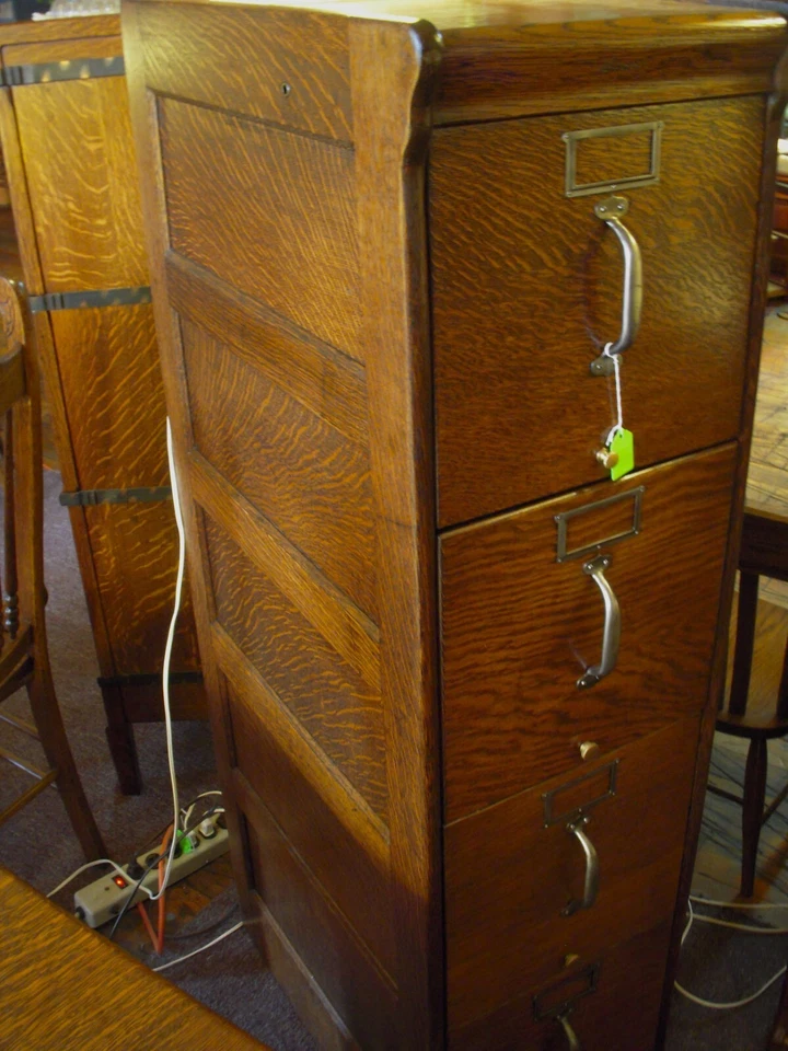 Старинный дубовый картотечный шкаф глобус 1900-е 4 ящика стандартный размер отполированный восстановленный - Изображение 2 из 4