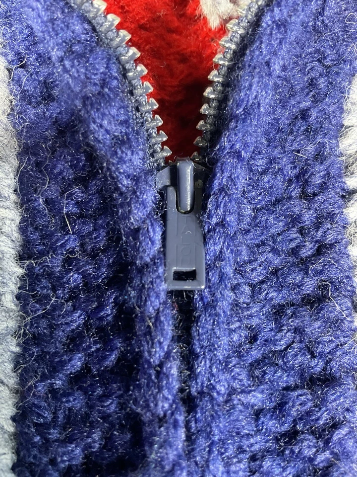 Cárdigan vintage tejido con cable con cremallera talla juvenil M a rayas tejido a mano garra cremallera años 70 Foto 4 de 4