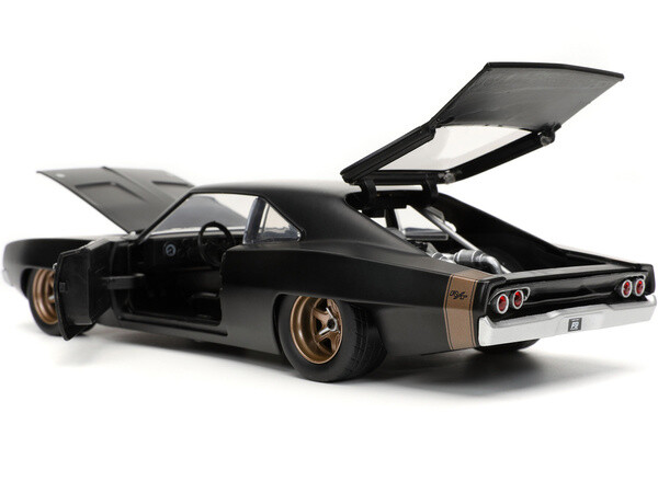 ミニカー Fast & Furious 1968Dodge ChargerWidebody Jada 1:24 Fast & Furious Dom's 1968 Dodge Charger Widebody