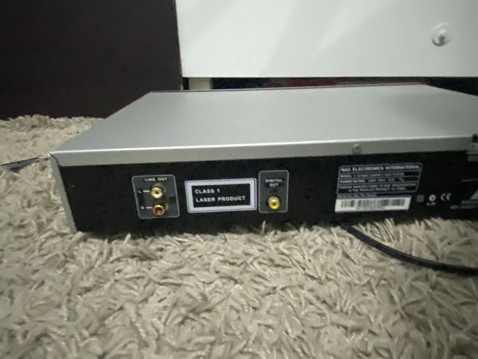 NAD C521BEE CD Player separate Hi-fi - Image 2 of 4