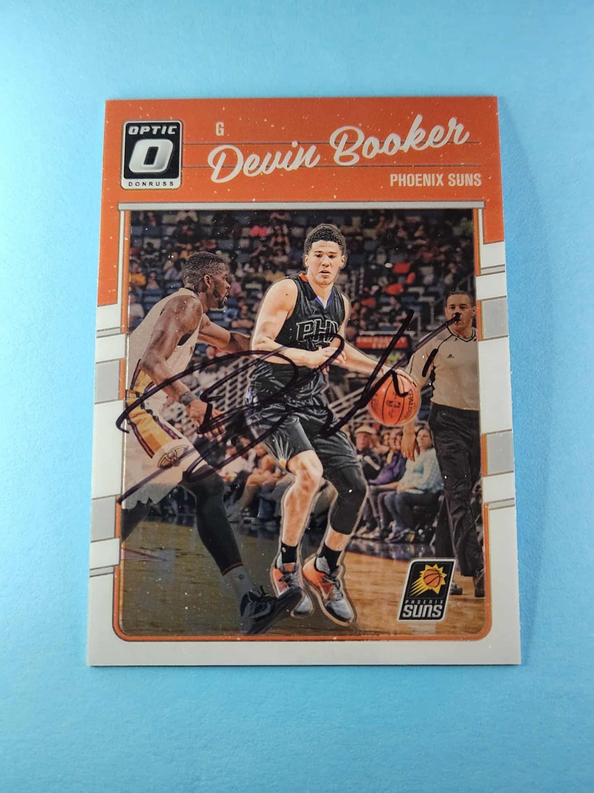 DEVIN BOOKER AUTOGRAPHED 2016-17 PANINI DONRUSS OPTIC BASKETBALL NBA CARD