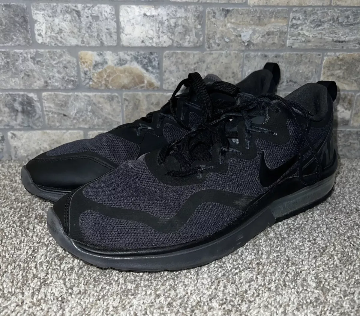 Nike Air Max Black Shoes Mens Size 10.5