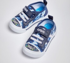 clearance canvas shoes